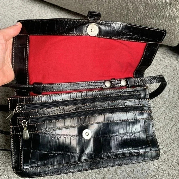 Jones New York Black Cross Body Bag - Picture 5 of 11